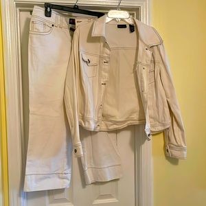 Denim off white crop jeans and jacket pants size 12 with Large jacket